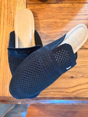 Nautica Women's Navy Knit Slip-On Clogs